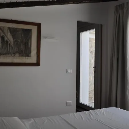 Casa Di Mario In Centro Storico Con Due Da Letto E Terrazze Apartment